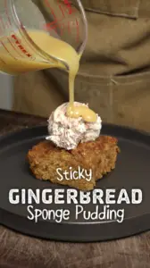 Sticky Gingerbread Pudding mit Toffee-Sauce Lukas Grett